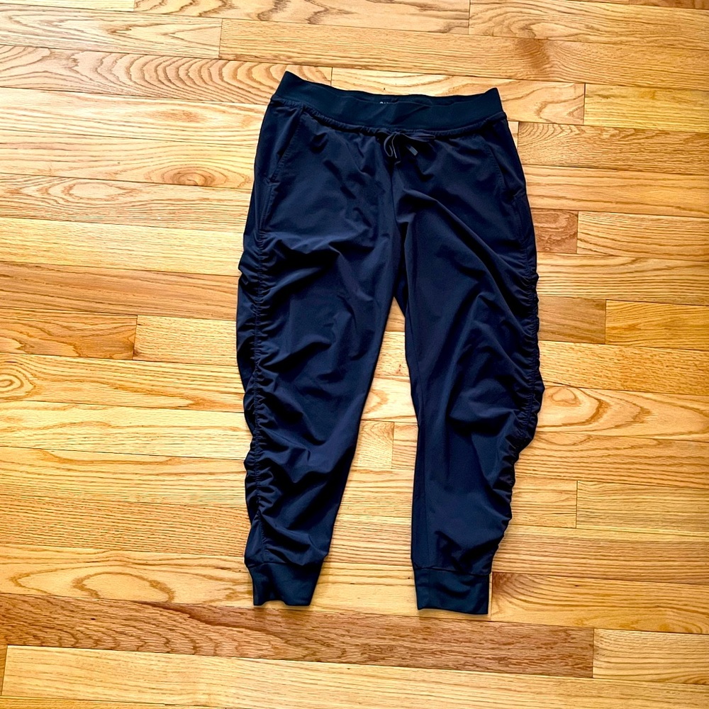 Athleta Attitude Lined Pant (jogger) Size 12. Gray/Aubergine